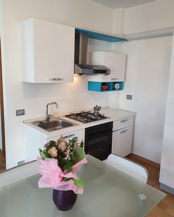 La Finestra Sul Conero Apartments 努马纳 外观 照片